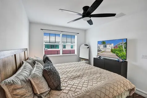 726 NE 15th Avenue Fort Lauderdale FL 33304