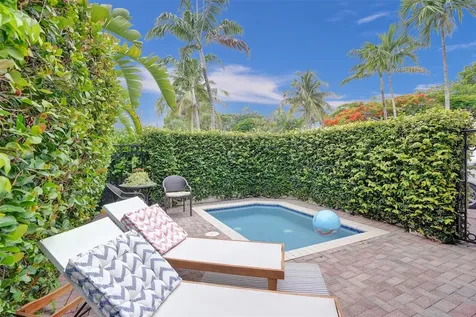 726 NE 15th Avenue Fort Lauderdale FL 33304