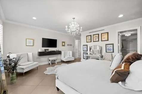 645 NE 17th Way Fort Lauderdale FL 33304