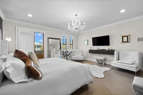 645 NE 17th Way Fort Lauderdale FL 33304