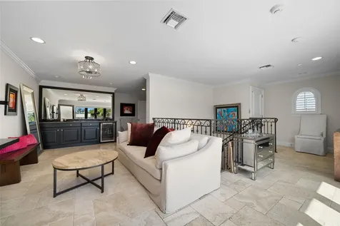 645 NE 17th Way Fort Lauderdale FL 33304