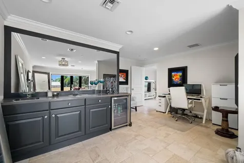 645 NE 17th Way Fort Lauderdale FL 33304