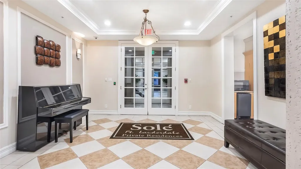 533 NE 3rd Avenue Fort Lauderdale FL 33301