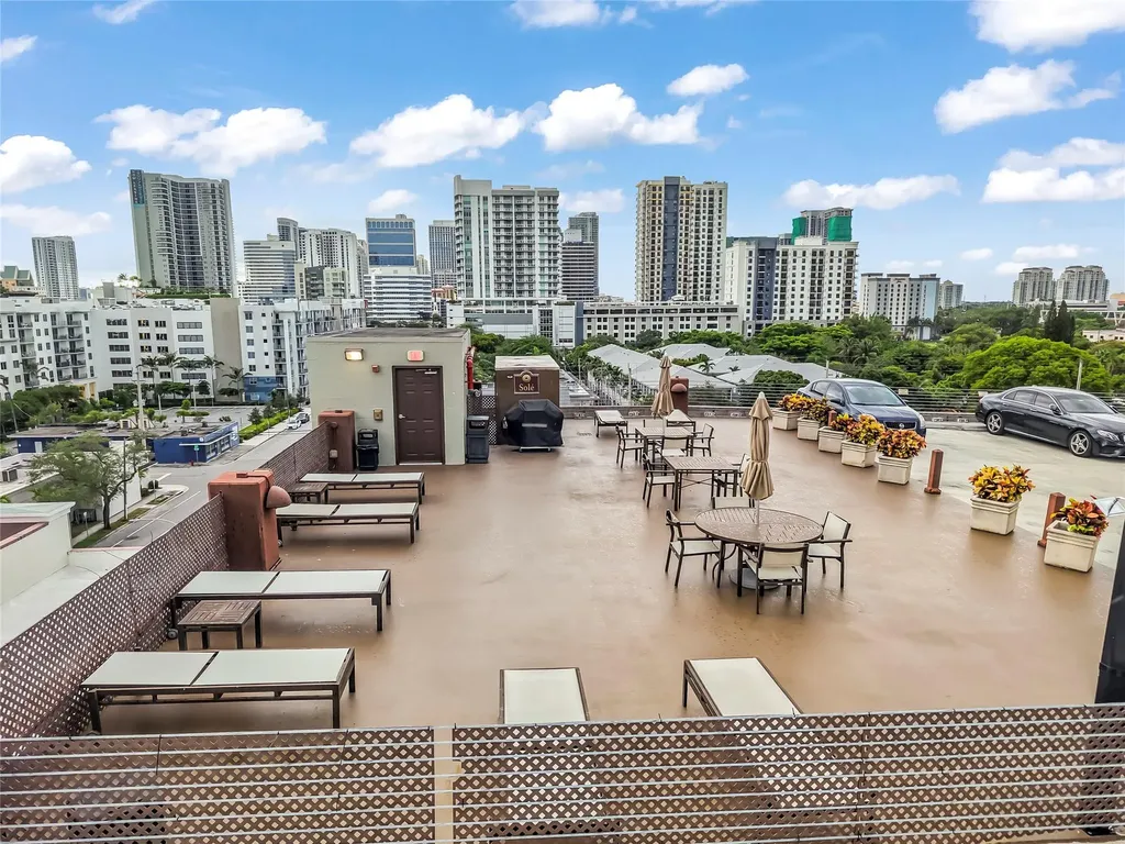 533 NE 3rd Avenue Fort Lauderdale FL 33301