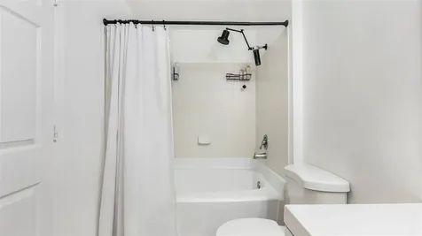 533 NE 3rd Avenue Fort Lauderdale FL 33301