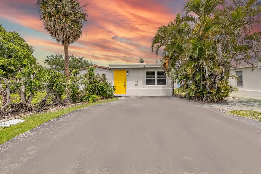 341 SW 21st Street Fort Lauderdale FL 33315