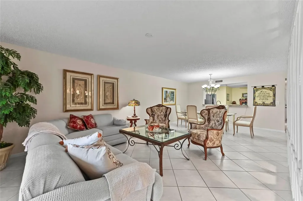 9716 Sills Drive Boynton Beach FL 33437