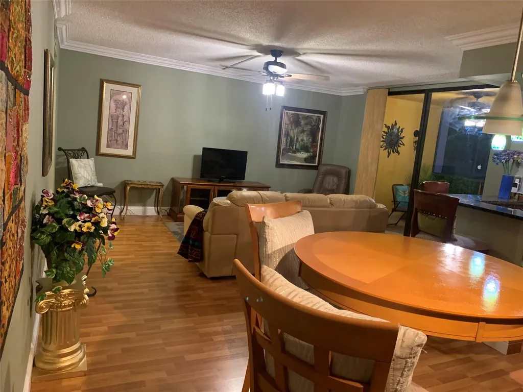 6800 Cypress Road Plantation FL 33317
