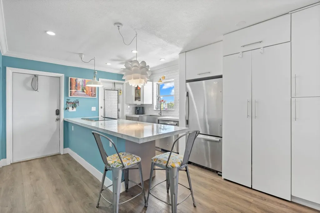 515 S Crescent Drive Hollywood FL 33021