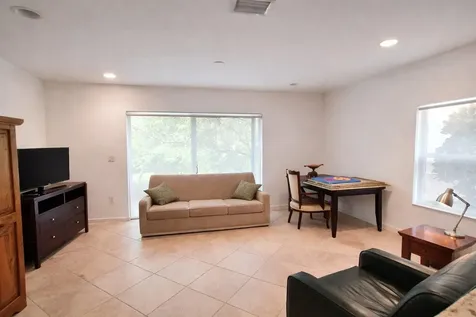 2521 NW 31st Court Oakland Park FL 33309
