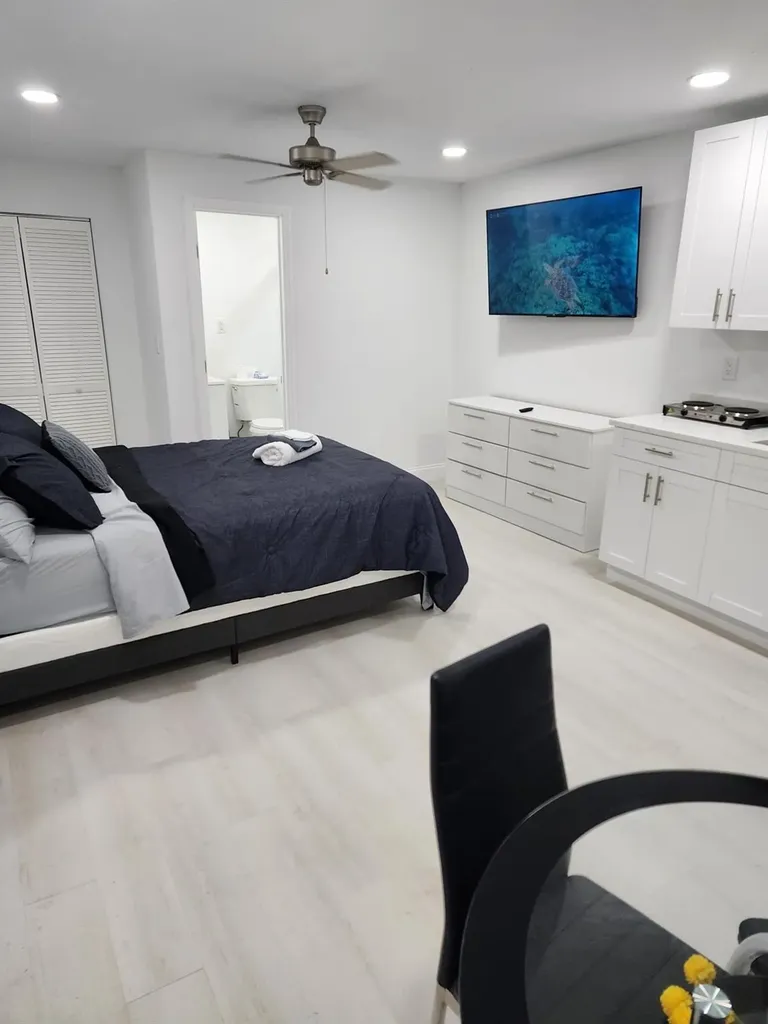 320 NW 4th Avenue Deerfield Beach FL 33441