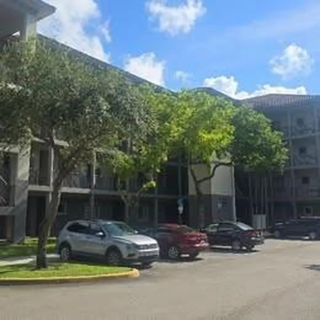 2801 Riverside Drive Coral Springs FL 33065