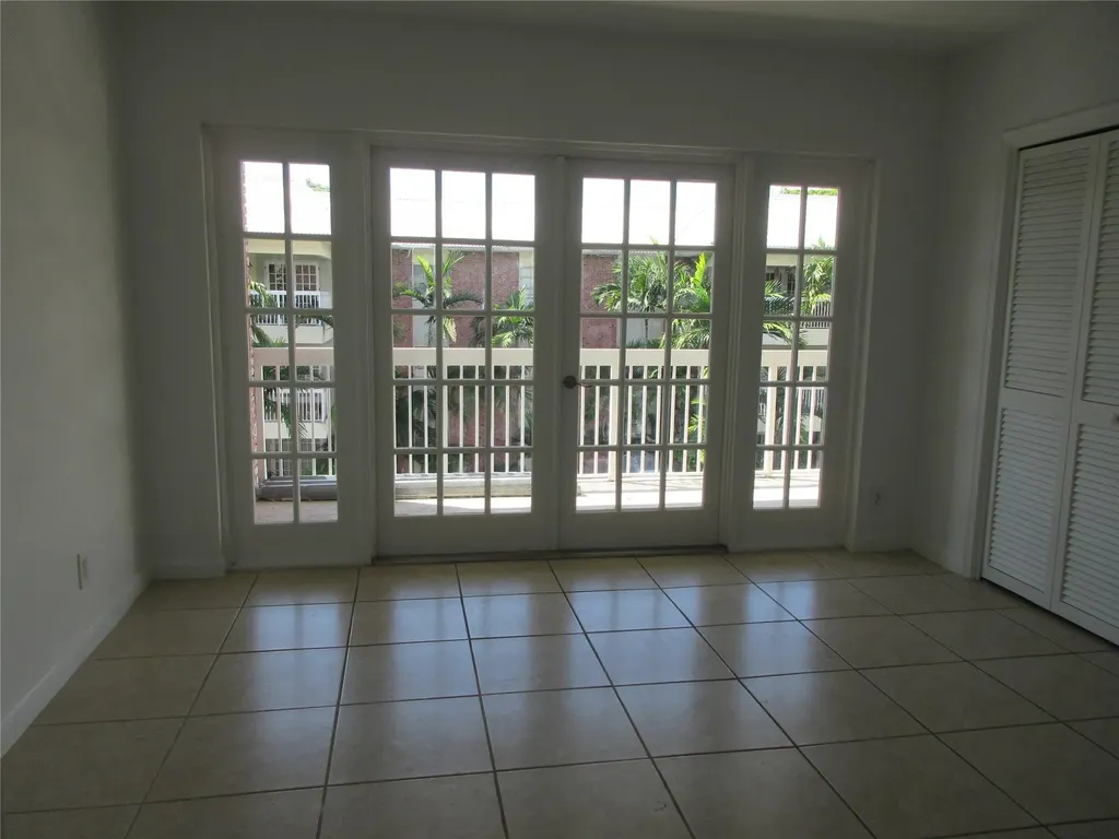 2420 SE 17th Street Fort Lauderdale FL 33316