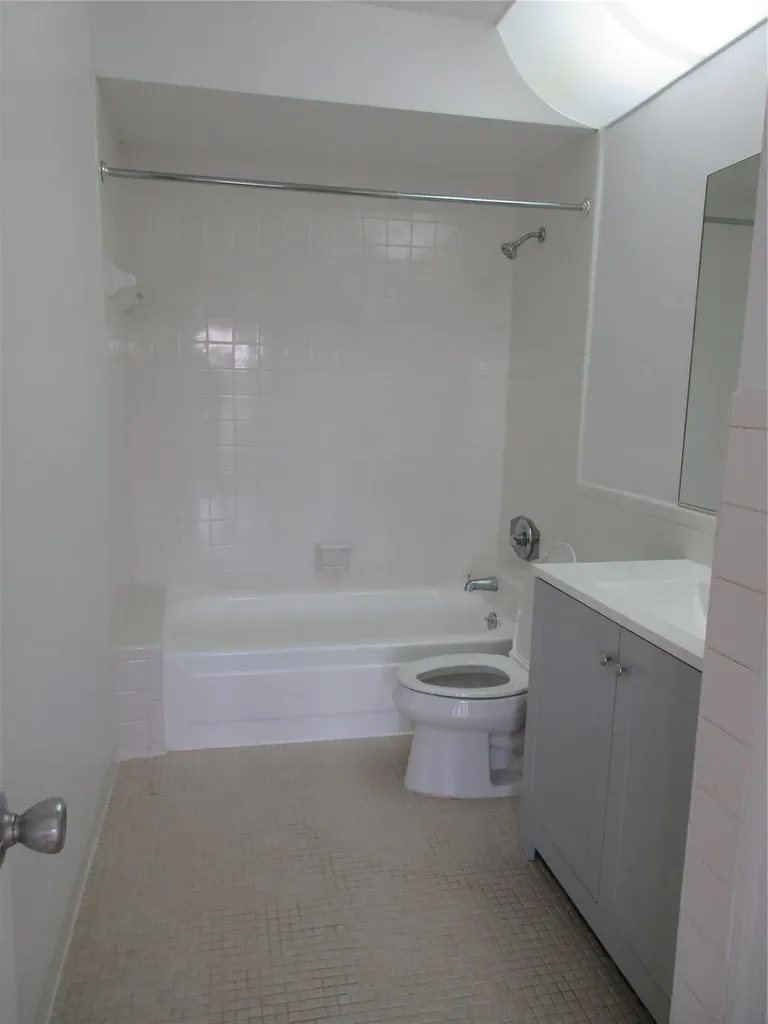 2420 SE 17th Street Fort Lauderdale FL 33316