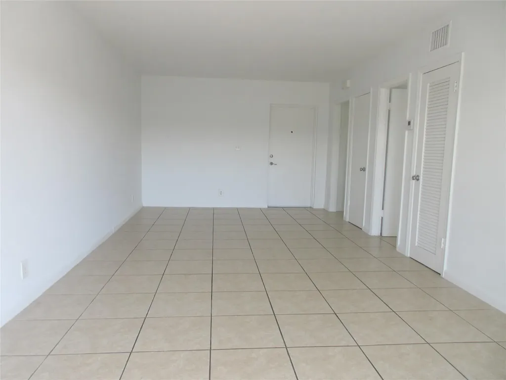 2420 SE 17th Street Fort Lauderdale FL 33316