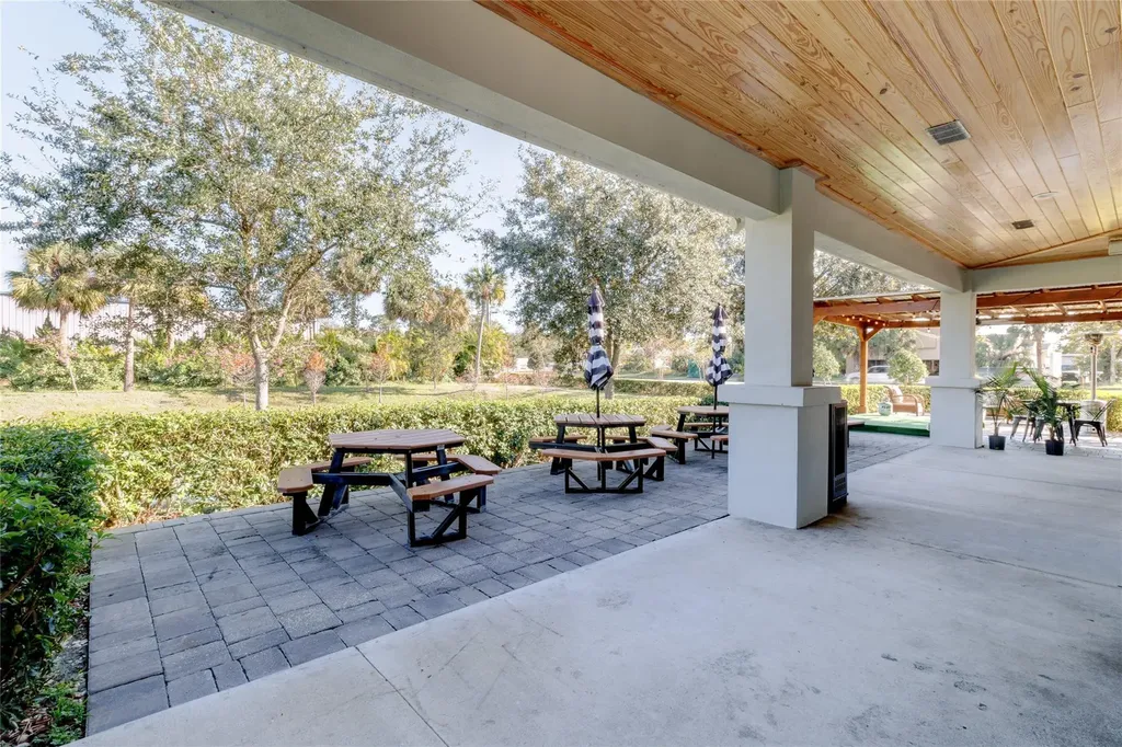 3700 SW 9th Street Vero Beach FL 32968