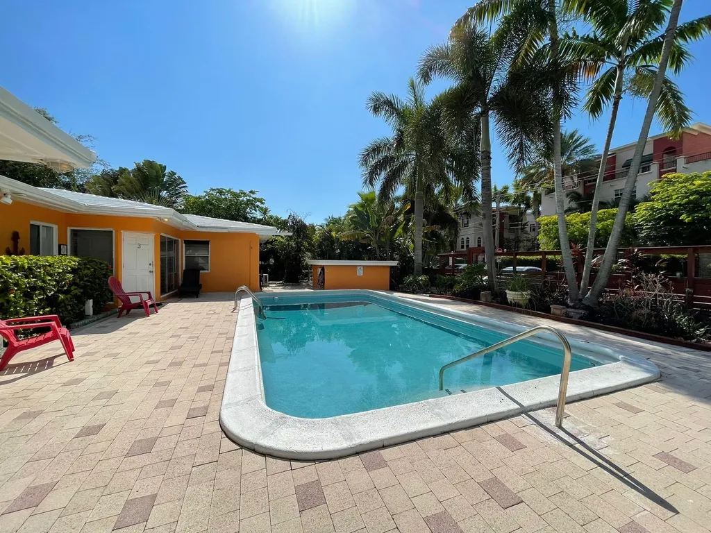 1101 NE 17 Way Fort Lauderdale FL 33304