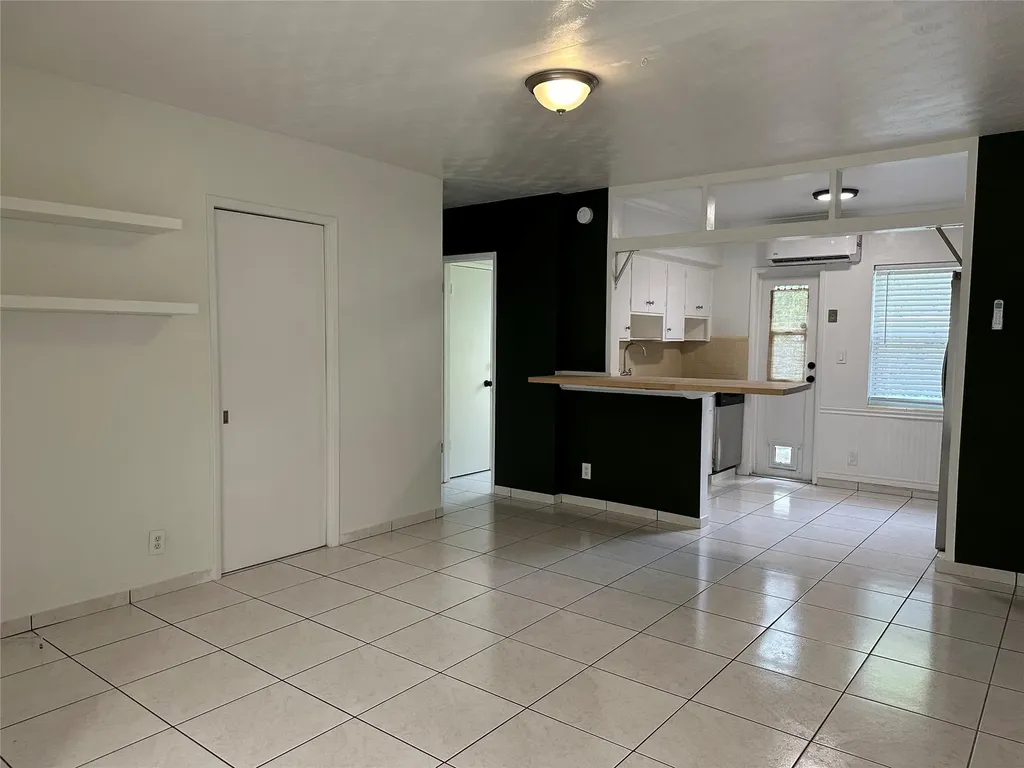 1101 NE 17 Way Fort Lauderdale FL 33304