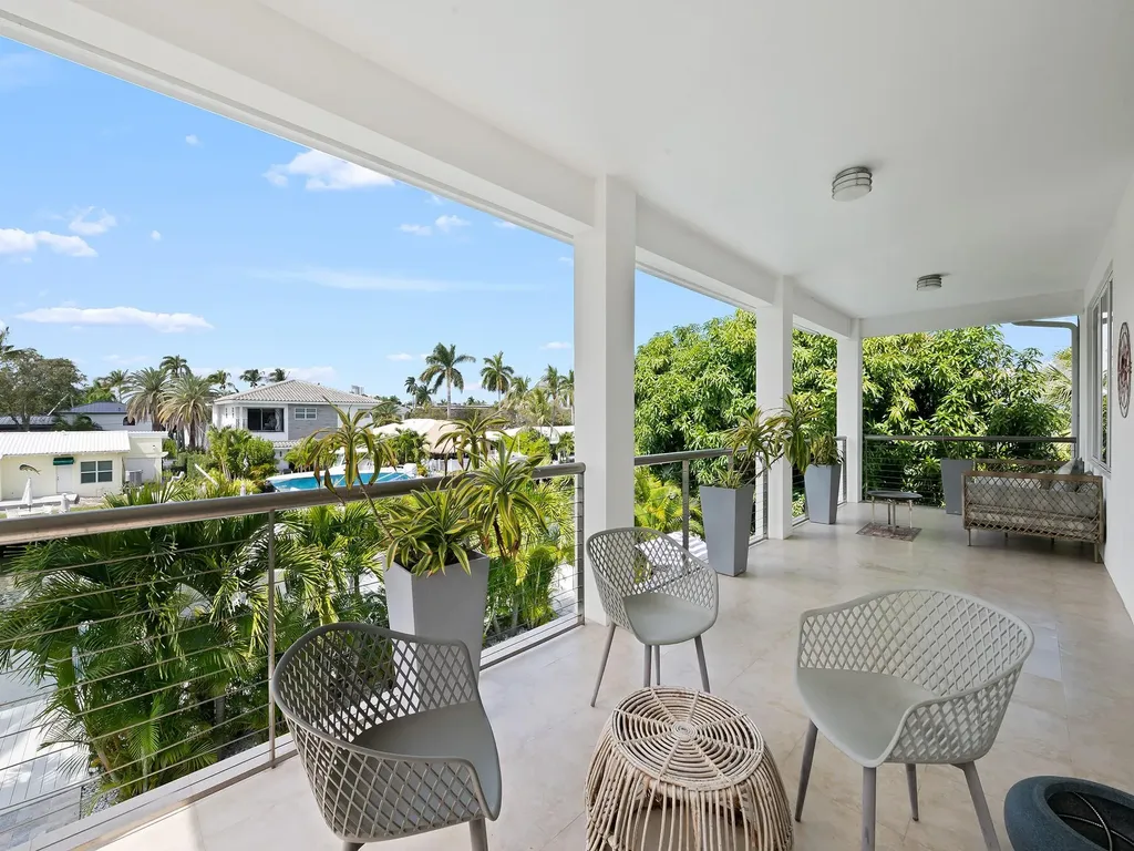 717 Solar Isle Drive Fort Lauderdale FL 33301