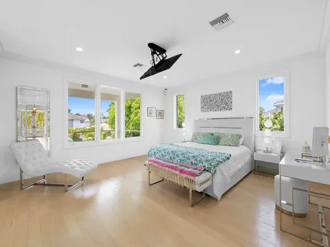 717 Solar Isle Drive Fort Lauderdale FL 33301