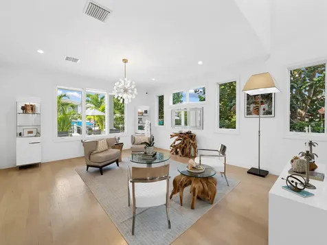717 Solar Isle Drive Fort Lauderdale FL 33301