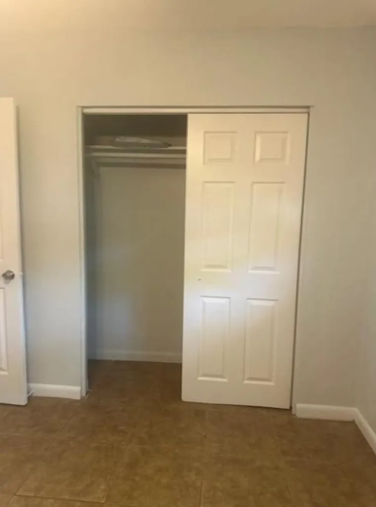 332 SW 2nd Place Pompano Beach FL 33060