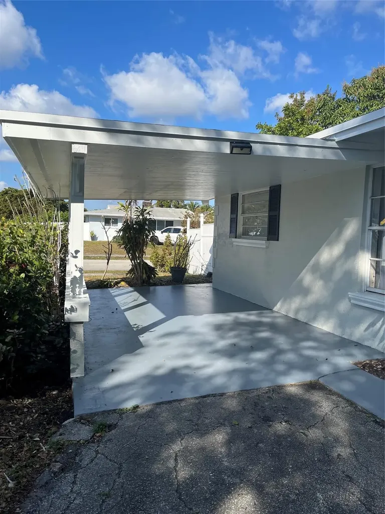 121 NW 18th Street Pompano Beach FL 33060