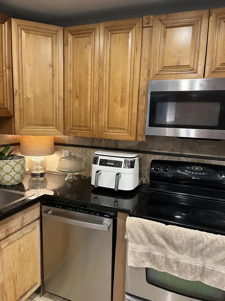 121 NW 18th Street Pompano Beach FL 33060