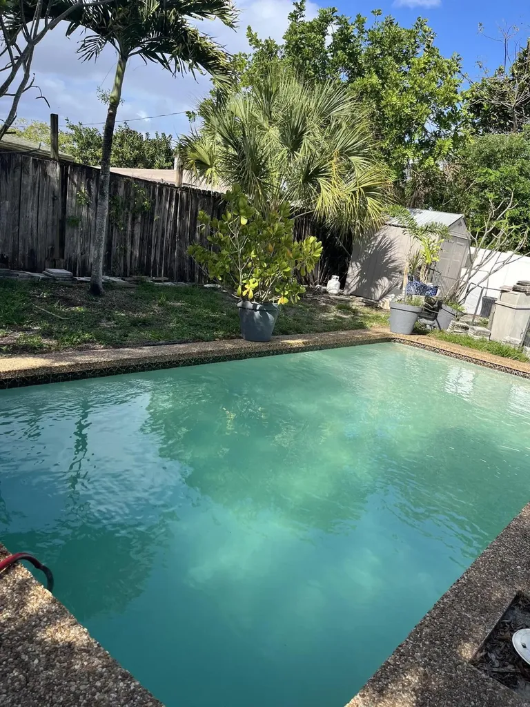 121 NW 18th Street Pompano Beach FL 33060