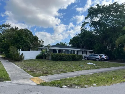 121 NW 18th Street Pompano Beach FL 33060