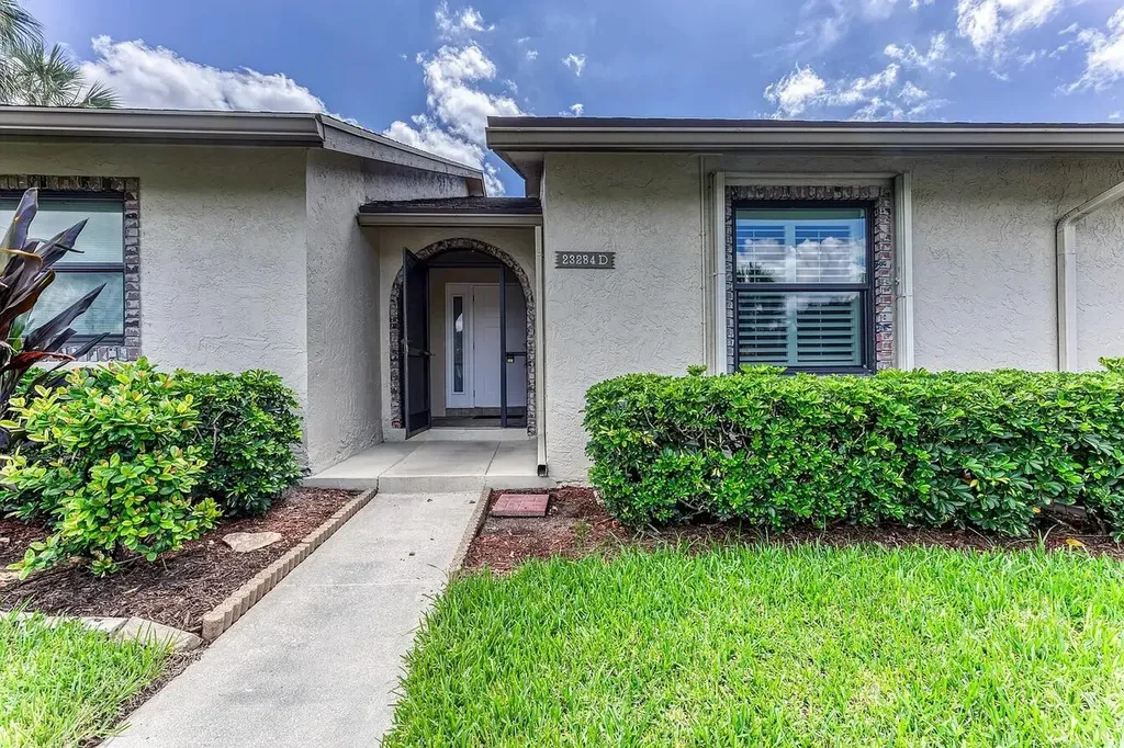 23284 SW 53rd Avenue Boca Raton FL 33433