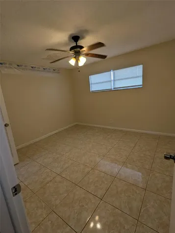 9800 Hollybrook Lake Drive Pembroke Pines FL 33025