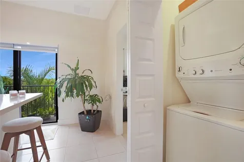 8195 NW 104th Avenue Doral FL 33178