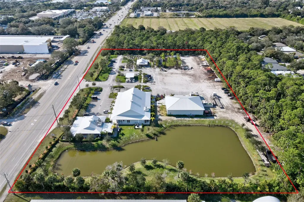 3700 SW 9th Street Vero Beach FL 32968