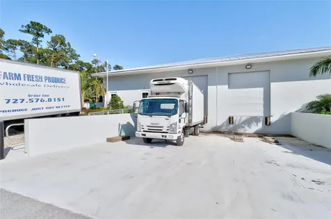 3700 SW 9th Street Vero Beach FL 32968