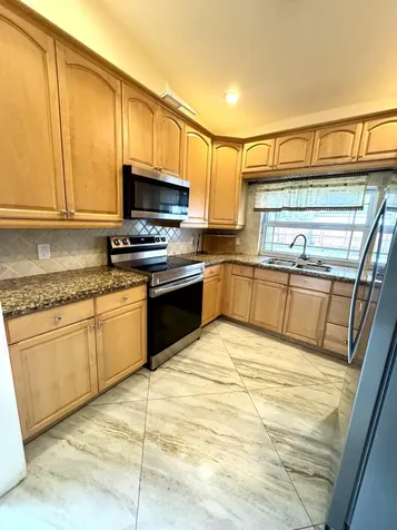 531 SW 167th Terrace Weston FL 33326