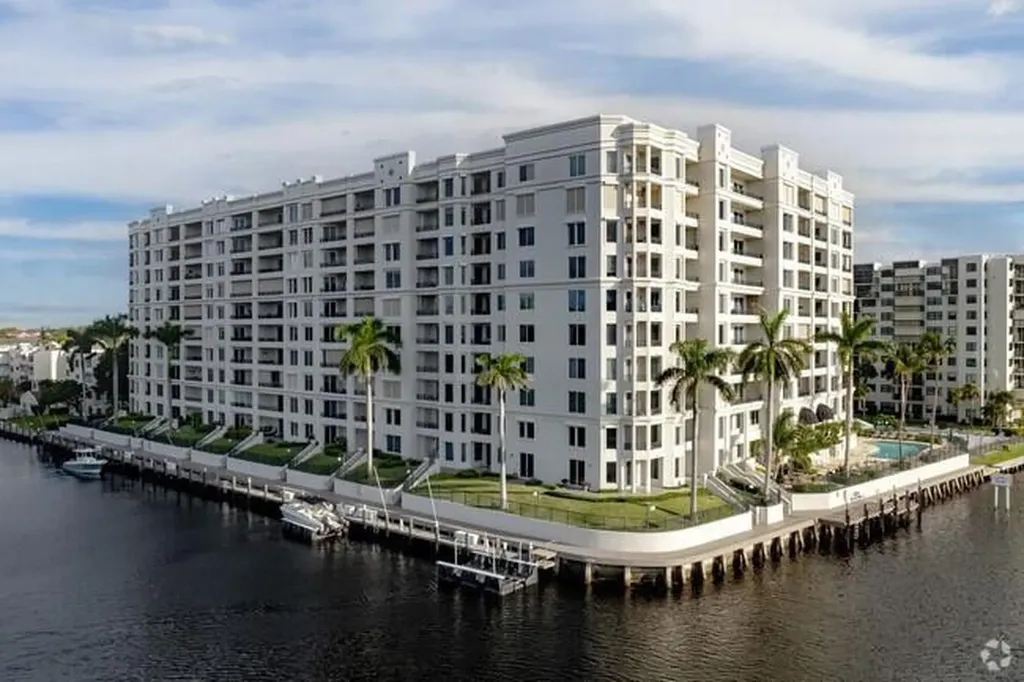 2880 NE 14th Street Causeway Pompano Beach FL 33062