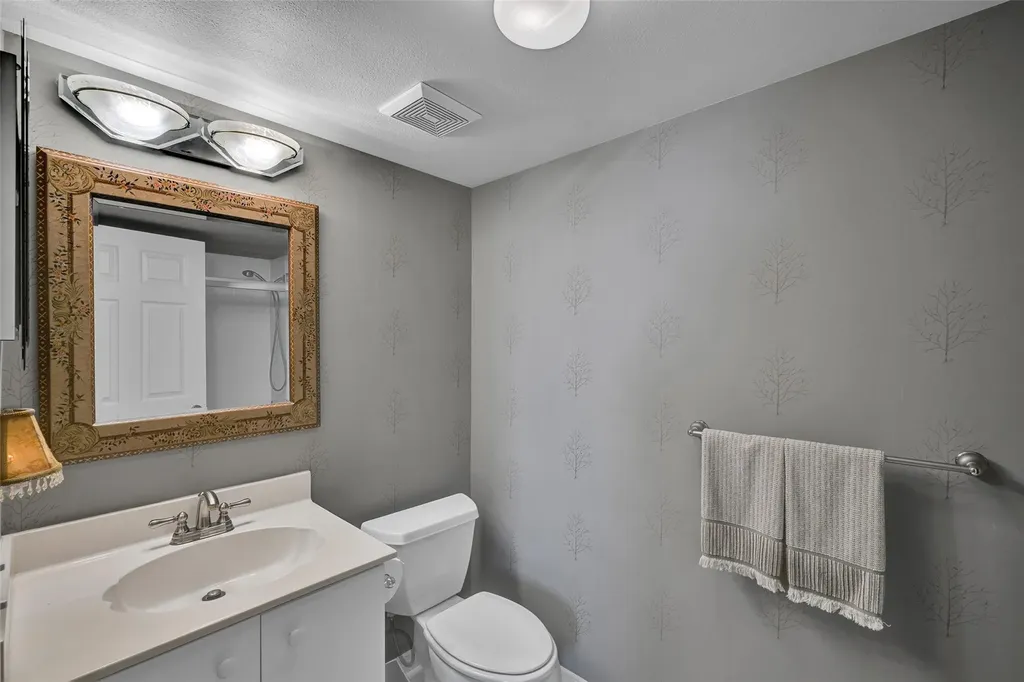 2880 NE 14th Street Causeway Pompano Beach FL 33062