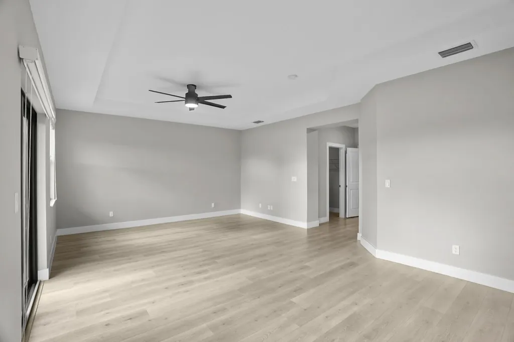 4507 E Aqua Bella Lane Fort Lauderdale FL 33312
