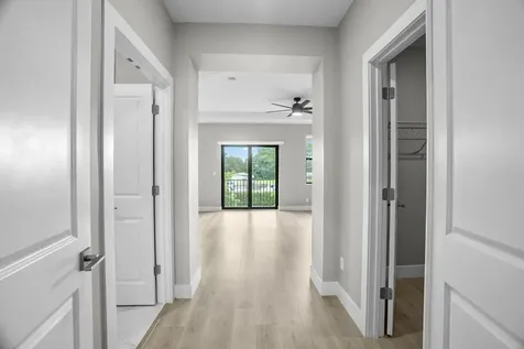 4507 E Aqua Bella Lane Fort Lauderdale FL 33312