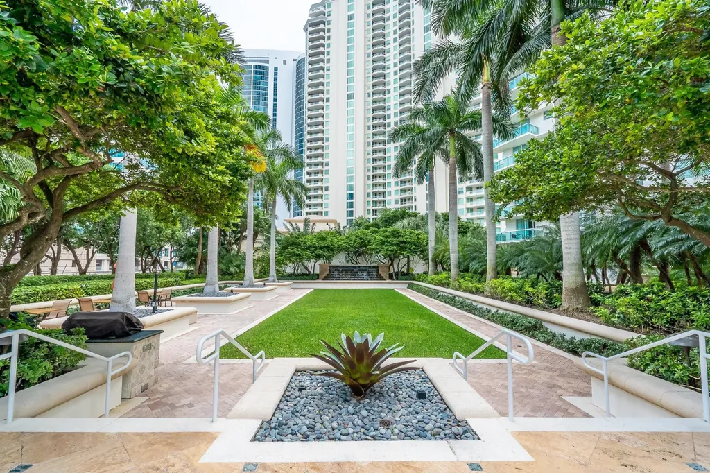347 N New River Drive Fort Lauderdale FL 33301
