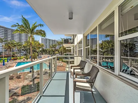 3300 NE 36th Street Fort Lauderdale FL 33308