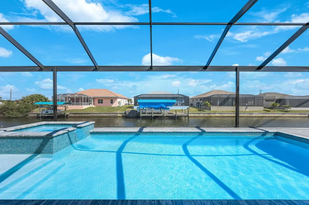 1925 NW 34th Place Cape Coral FL 33993