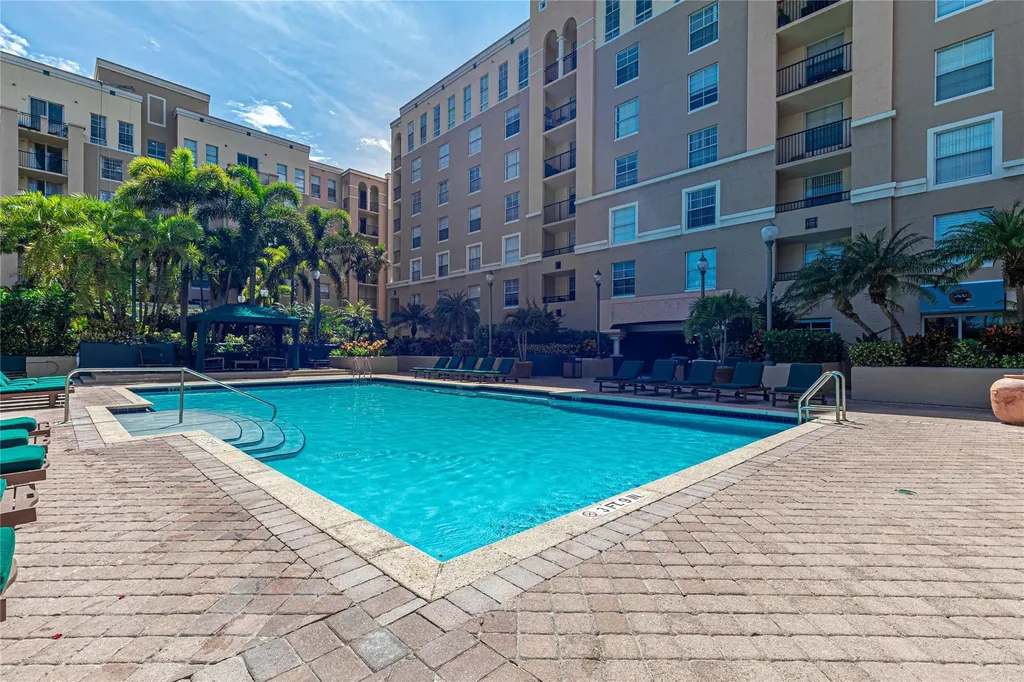 520 SE 5th Avenue Fort Lauderdale FL 33301