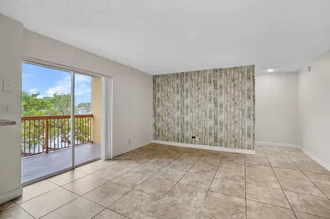 7640 Westwood Drive Tamarac FL 33321