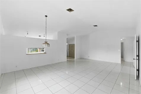 7520 NW 88th Terrace Tamarac FL 33321