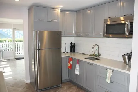 669 W Oakland Park Boulevard Oakland Park FL 33311