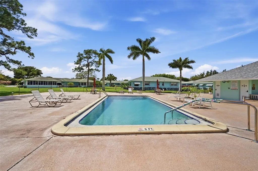 602 Hummingbird Lane Delray Beach FL 33445