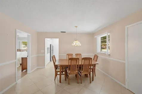 602 Hummingbird Lane Delray Beach FL 33445