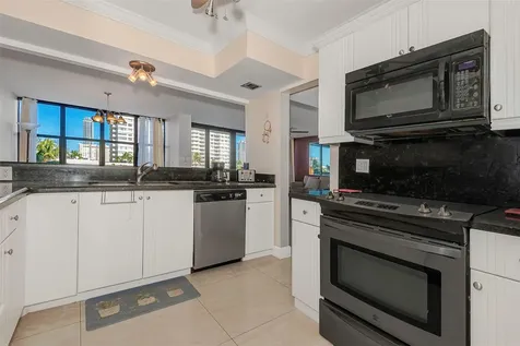 2017 S Ocean Drive Hallandale Beach FL 33009